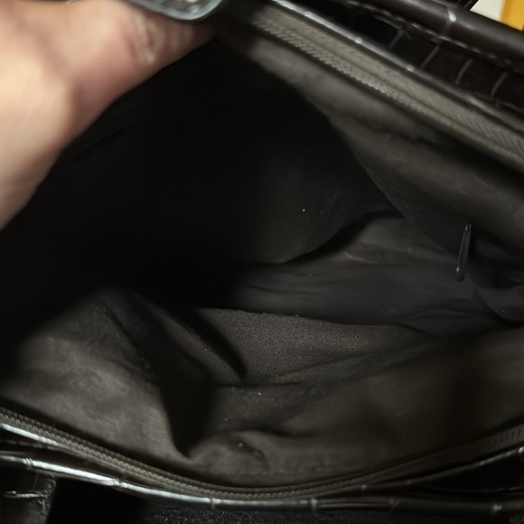 Dark brown crocodile embossed vinyl bag - Picture 8 of 8